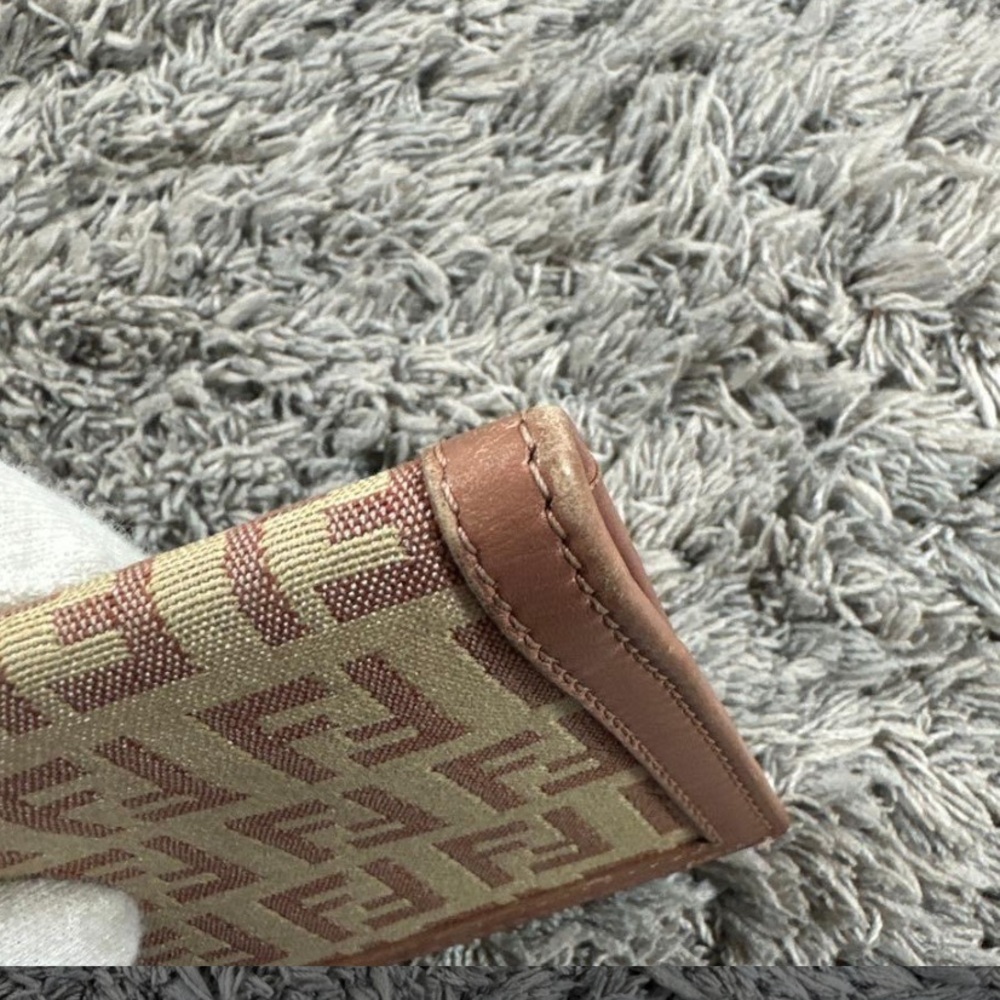 Fendi card case - image 11